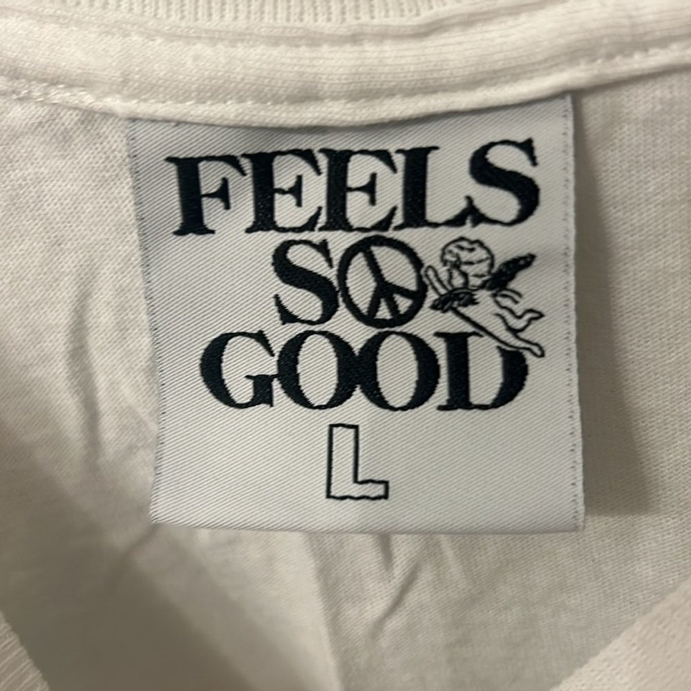 Men’s tee! Size large - Picture 2 of 2